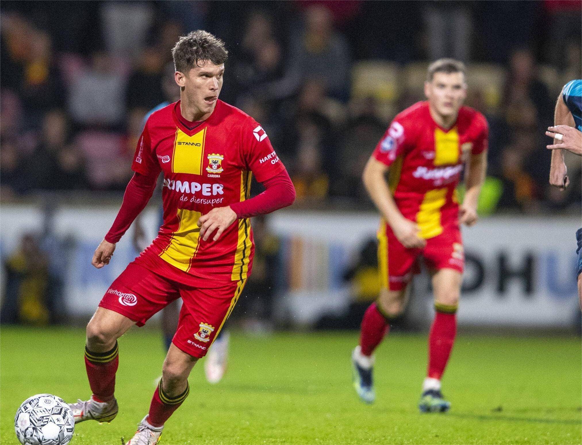 场上成为属 场上成为属