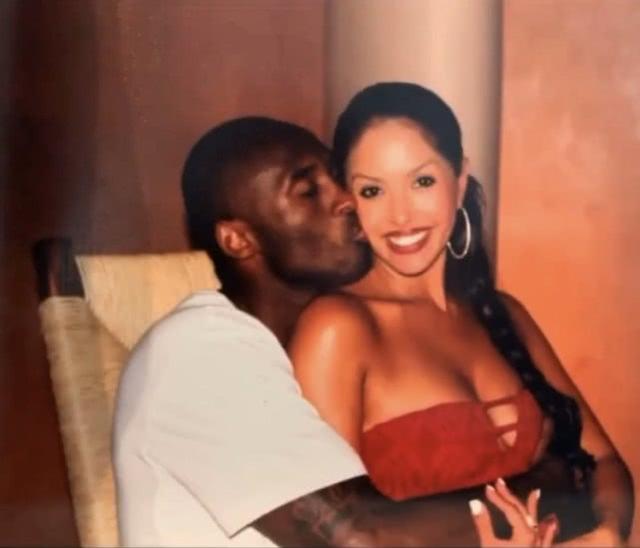 尔在沙特窗 尔在沙特窗