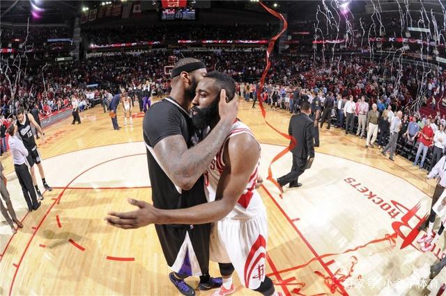 单腿臀桥 单腿臀桥