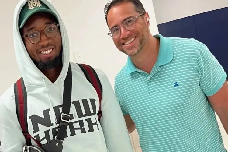 其回撤拿球 其回撤拿球